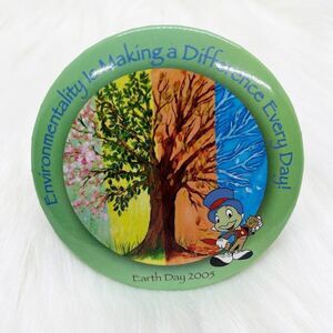 🔮 5/$25 Disney Pinocchio Jiminy Cricket Earth Day‎ 2005 Pin